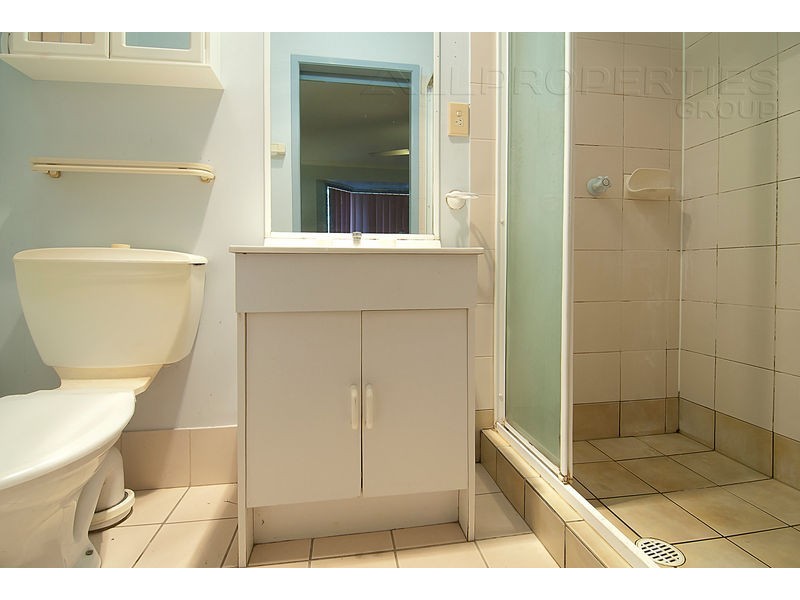 49 BOTTLEBRUSH DRIVE, Regents Park QLD 4118