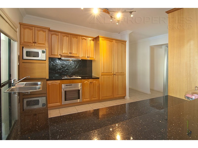 16 Santa Cruz Place, Forest Lake QLD 4078