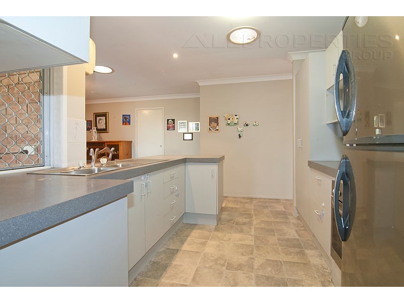 29 Redgum Drive, Regents Park QLD 4118
