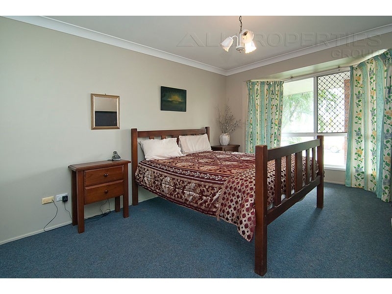 29 Redgum Drive, Regents Park QLD 4118