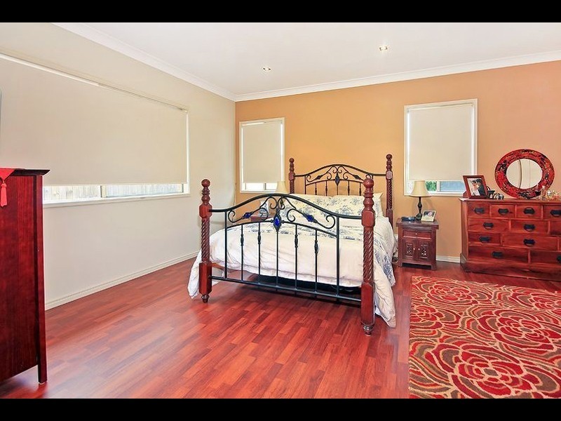 12 Aspen St, Heathwood QLD 4110