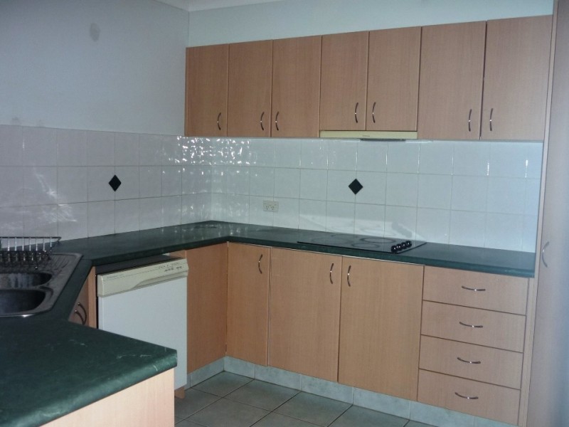 7 SAMIA COURT, Regents Park QLD 4118