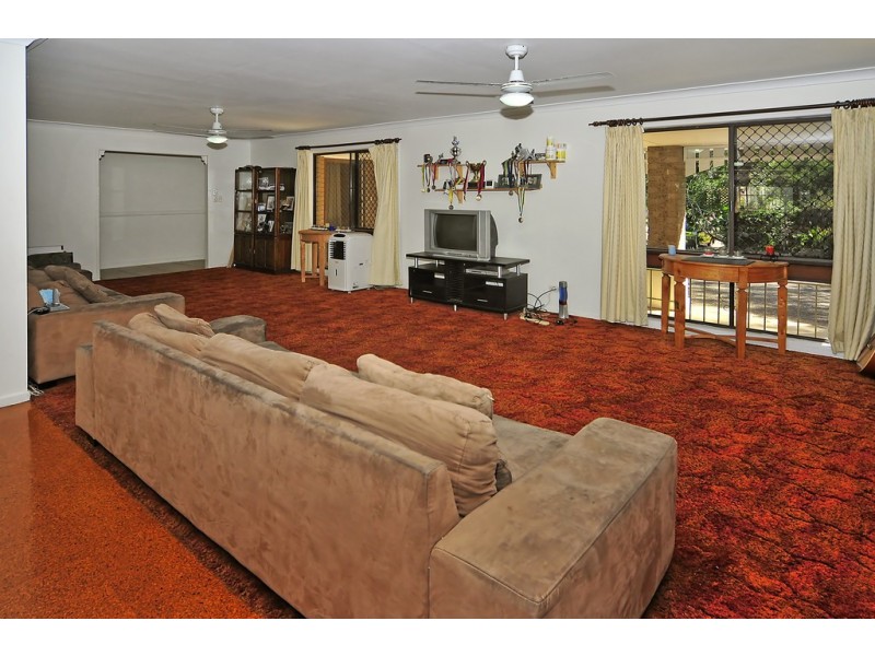 19 Borodin St, Bellbird Park QLD 4300