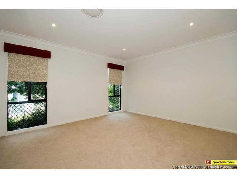 17 Stringybark Cr, Heathwood QLD 4110
