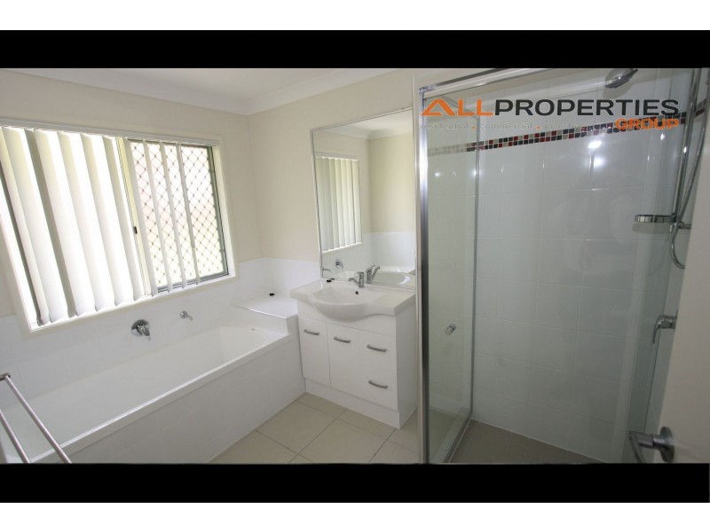 40 Neilson Court, Riverview QLD 4303