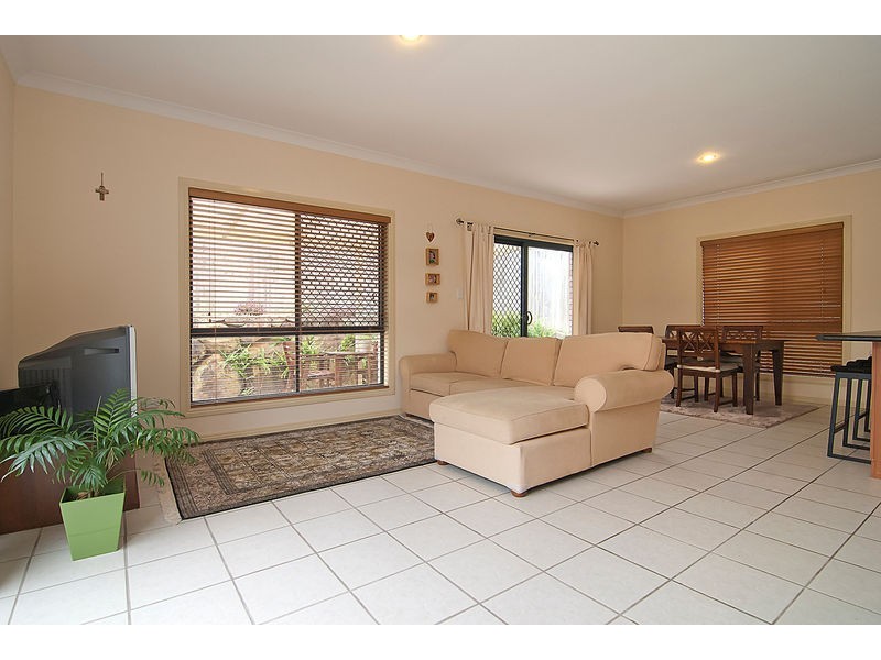 20 Joffre Place, Forest Lake QLD 4078