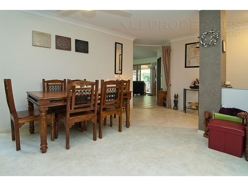 33 Hampstead Street, Forest Lake QLD 4078