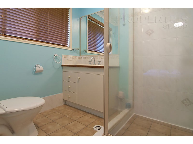 33 Hampstead Street, Forest Lake QLD 4078