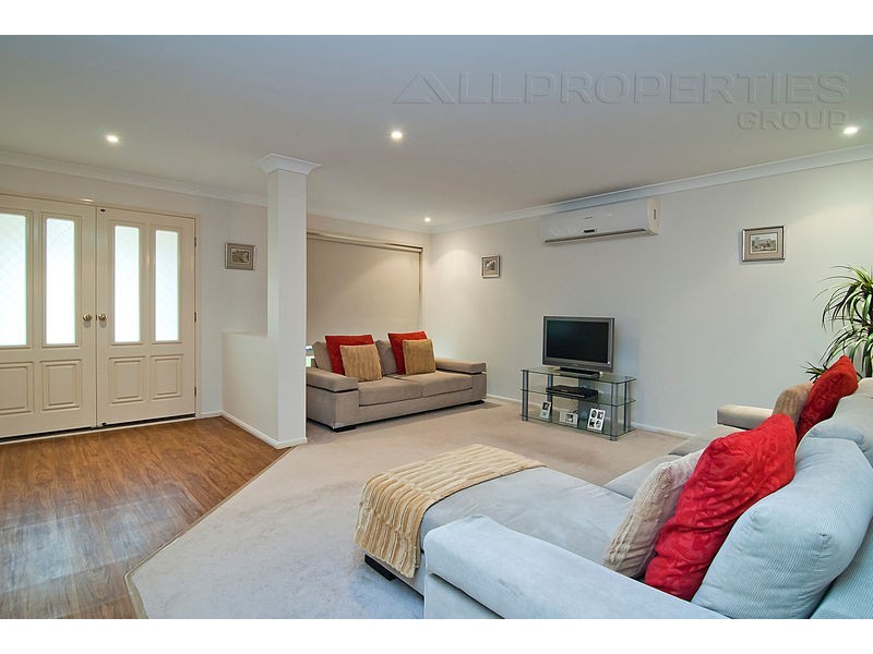 5 Bellthorpe Place, Forest Lake QLD 4078