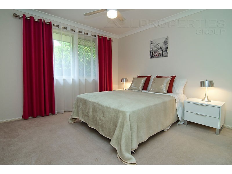 5 Bellthorpe Place, Forest Lake QLD 4078