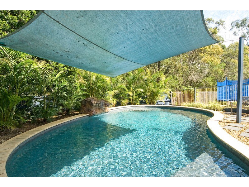 5 Bellthorpe Place, Forest Lake QLD 4078