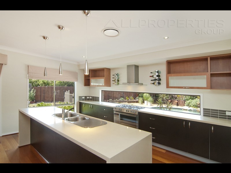 20 Melaleuca St, Heathwood QLD 4110