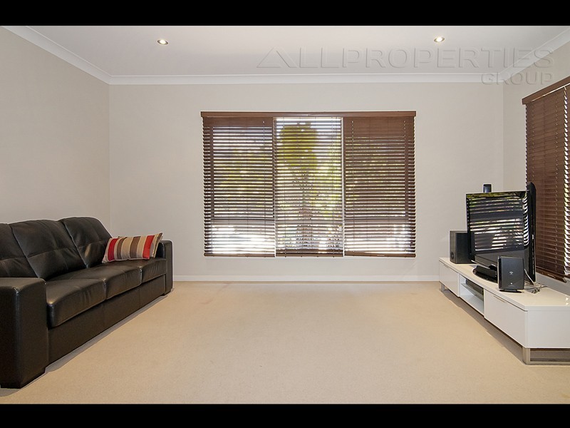 20 Melaleuca St, Heathwood QLD 4110