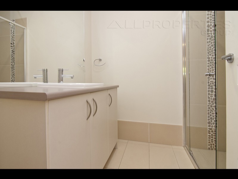 20 Melaleuca St, Heathwood QLD 4110