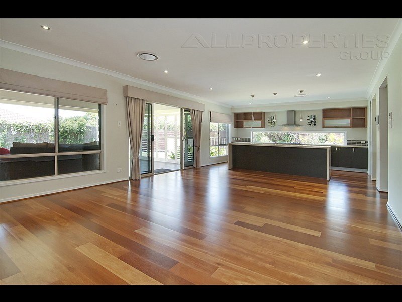 20 Melaleuca St, Heathwood QLD 4110