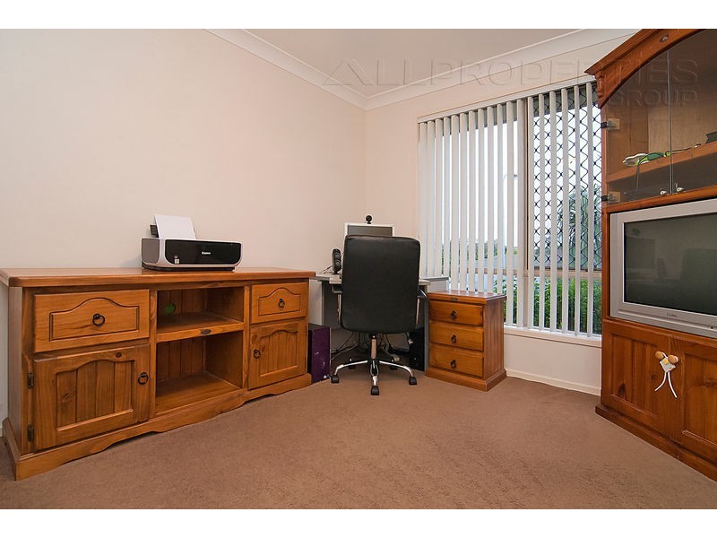 66 MURRUMBIDGEE STREET, Hillcrest QLD 4118