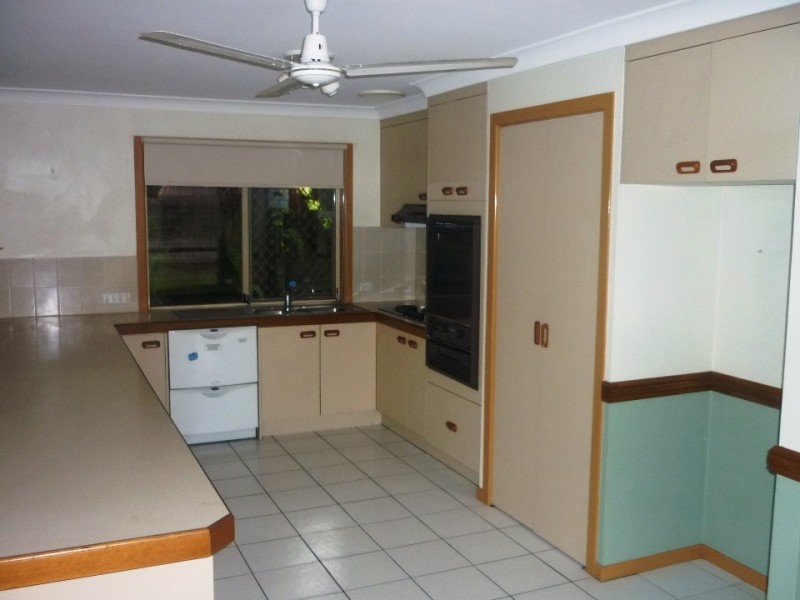 20 Bauple Crescent, Rochedale South QLD 4123