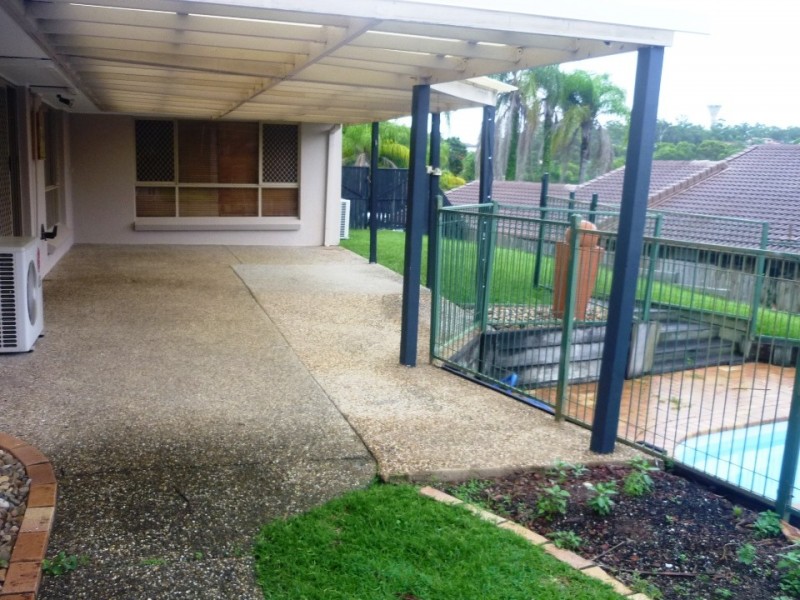 20 Bauple Crescent, Rochedale South QLD 4123