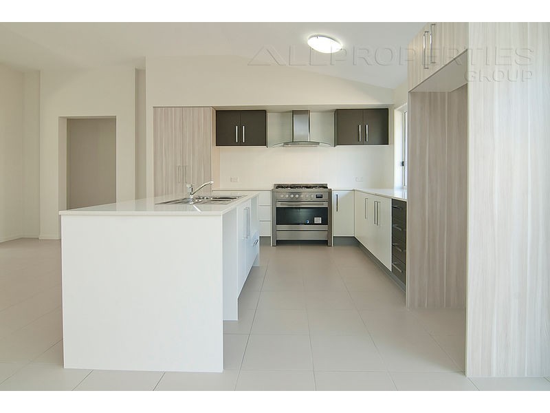 7 Bunderoo Circuit, Pimpama QLD 4209