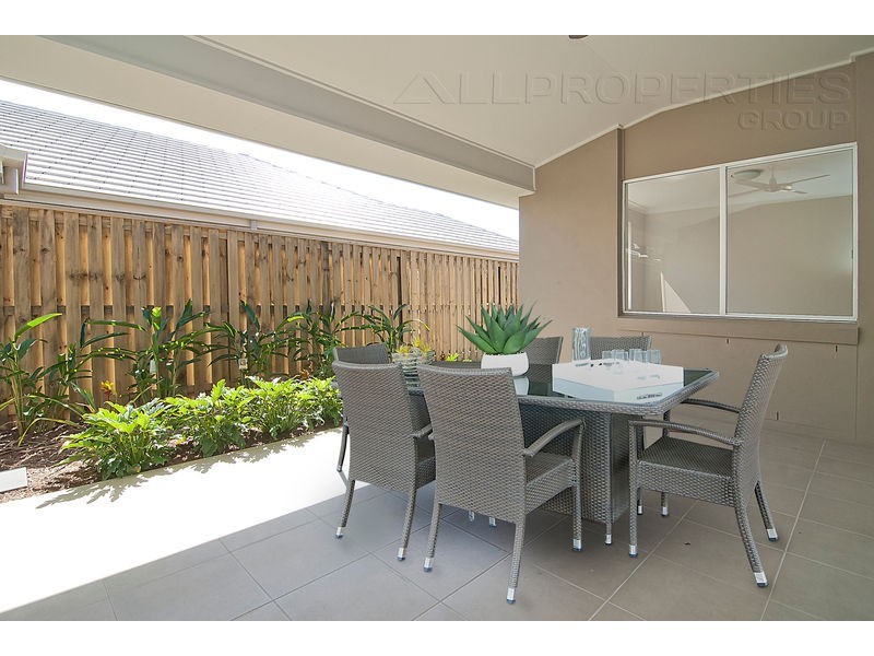 7 Bunderoo Circuit, Pimpama QLD 4209