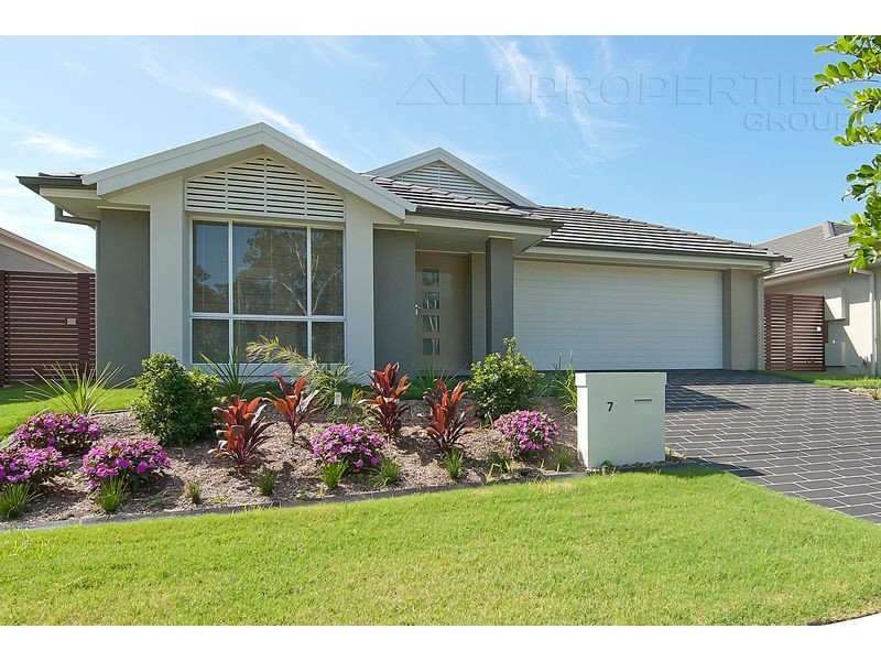 7 Bunderoo Circuit, Pimpama QLD 4209