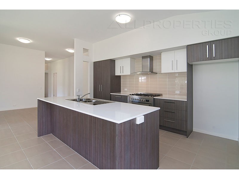 9 Elsey Court, Pimpama QLD 4209