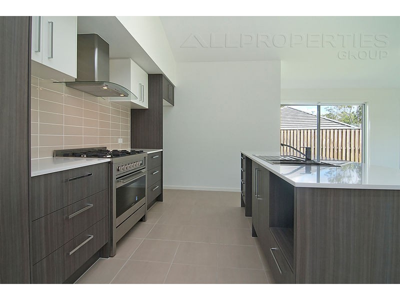 9 Elsey Court, Pimpama QLD 4209