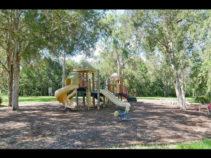 21 Lakewood Ave, Parkinson QLD 4115