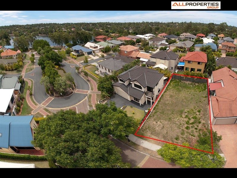 10 Jetty Wk, Forest Lake QLD 4078