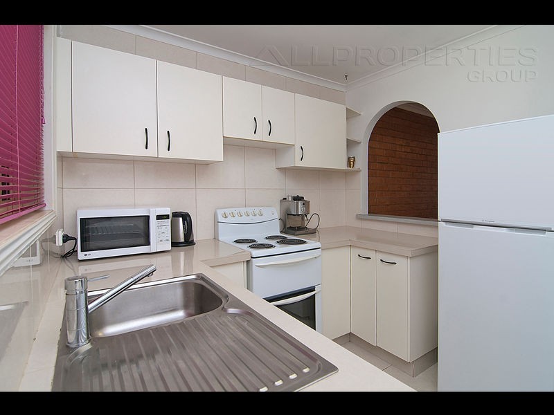9/3 Costata Street, Hillcrest QLD 4118
