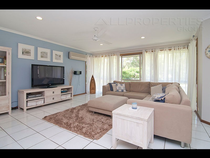 5 Gragin Pl, Parkinson QLD 4115