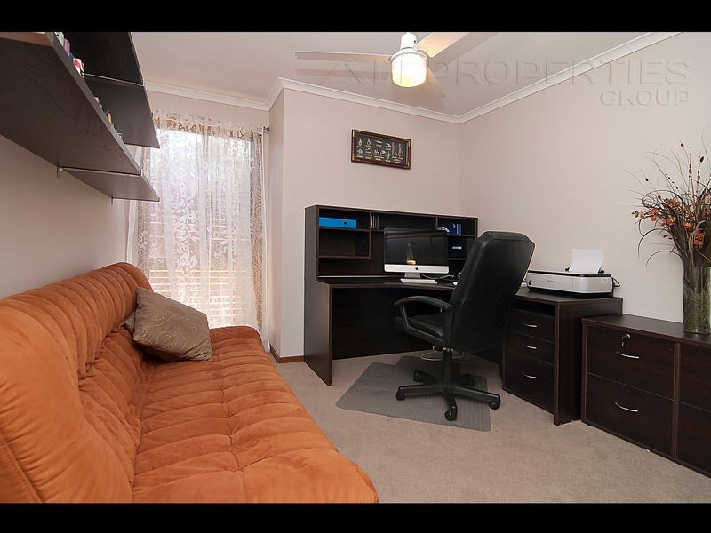 5 Gragin Pl, Parkinson QLD 4115