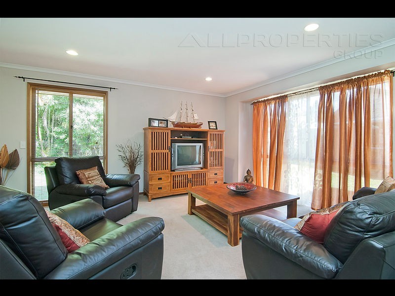 5 Gragin Pl, Parkinson QLD 4115