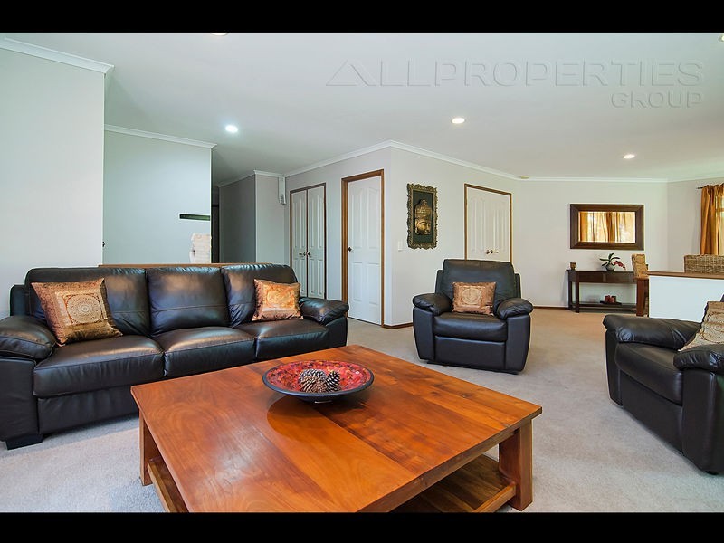 5 Gragin Pl, Parkinson QLD 4115