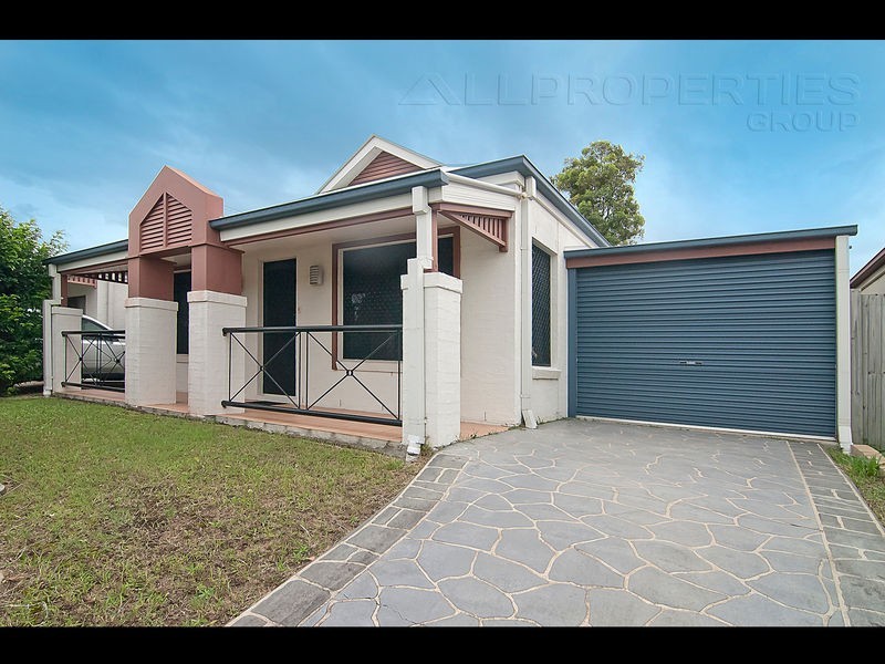 11 Gilberton Crescent, Forest Lake QLD 4078