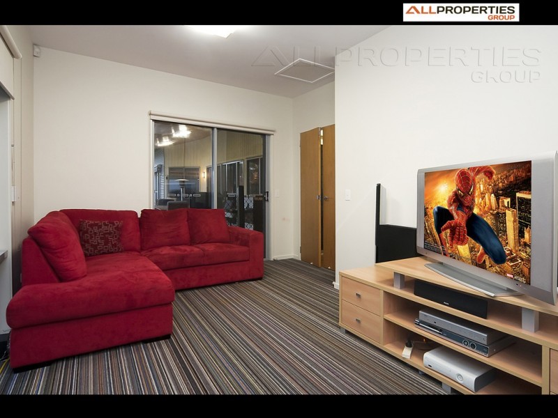 7 Nexus Close, Edens Landing QLD 4207