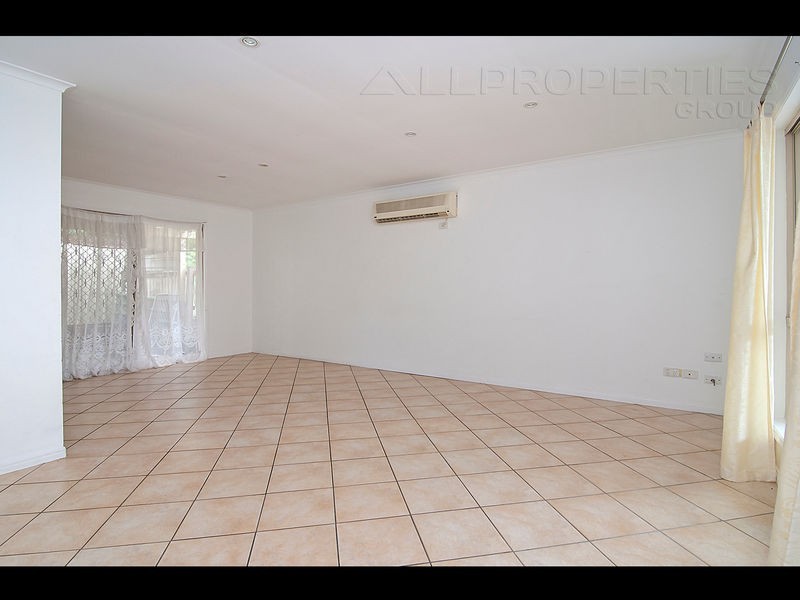 6 WHETTON CT, Boronia Heights QLD 4124