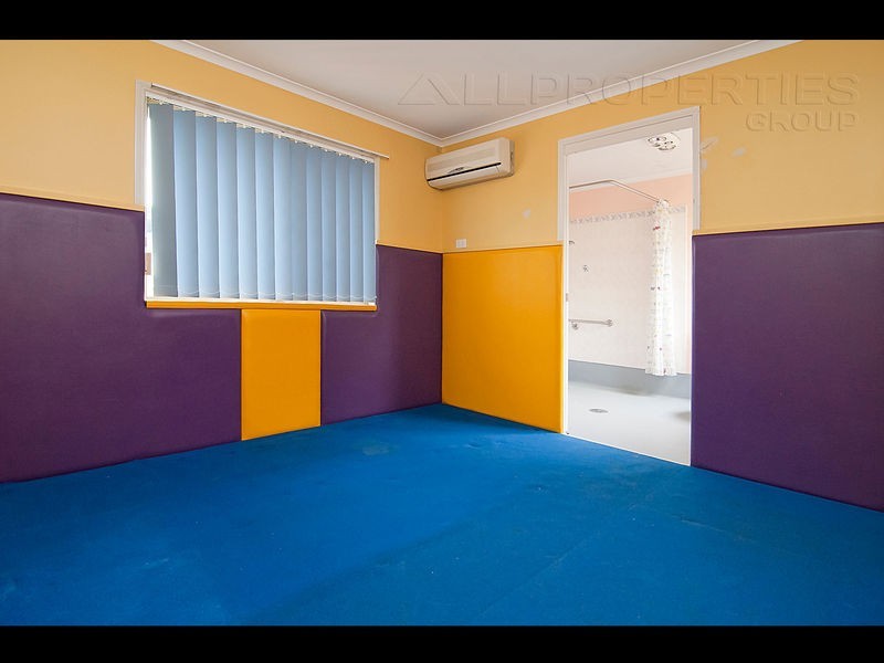 6 WHETTON CT, Boronia Heights QLD 4124