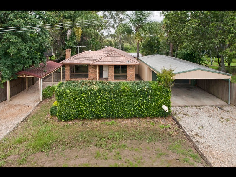 90 South Queensborough Pde, Karalee QLD 4306