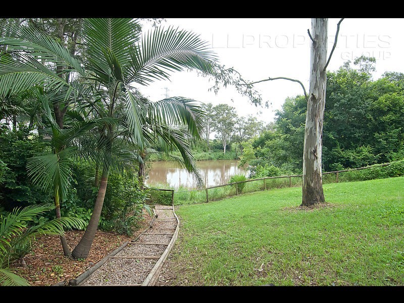 90 South Queensborough Pde, Karalee QLD 4306