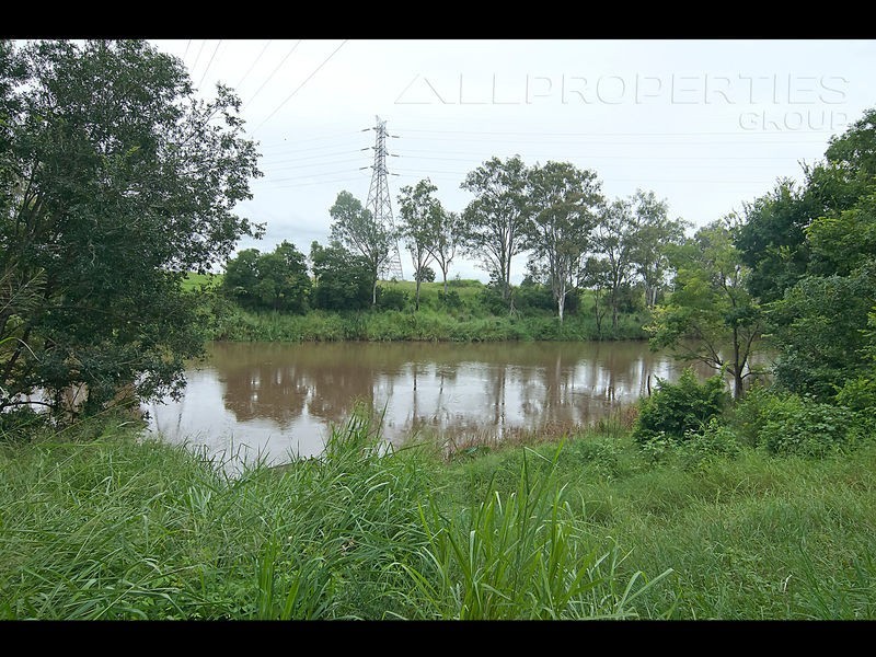 90 South Queensborough Pde, Karalee QLD 4306