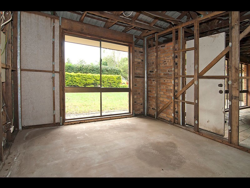 90 South Queensborough Pde, Karalee QLD 4306