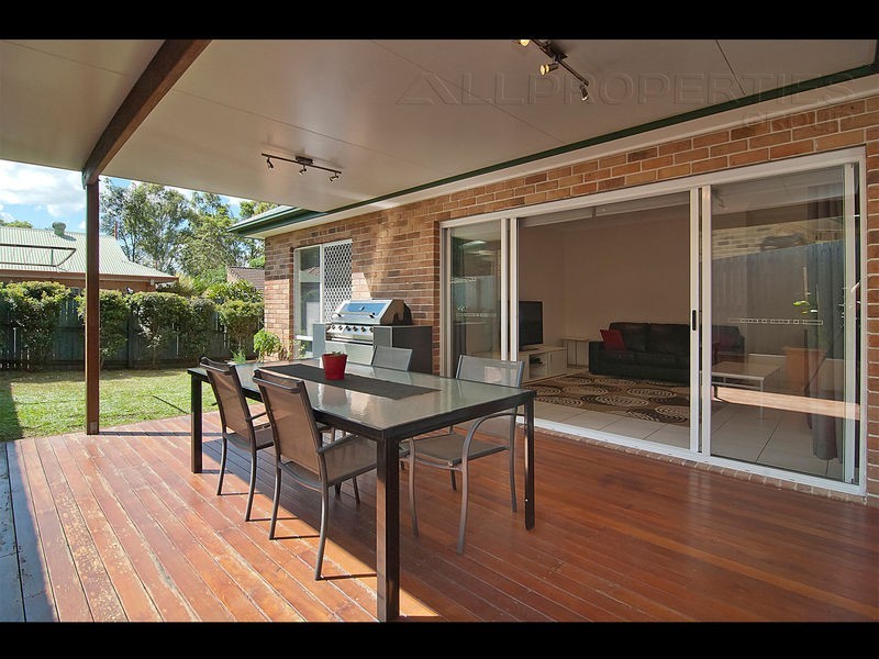 27 Glengyle Place, Forest Lake QLD 4078