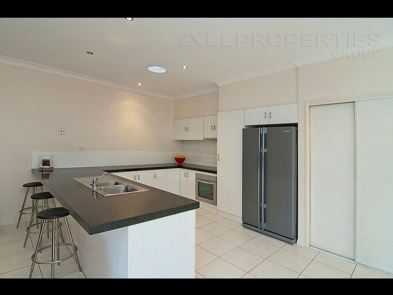 27 Glengyle Place, Forest Lake QLD 4078