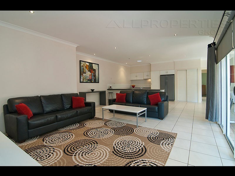 27 Glengyle Place, Forest Lake QLD 4078