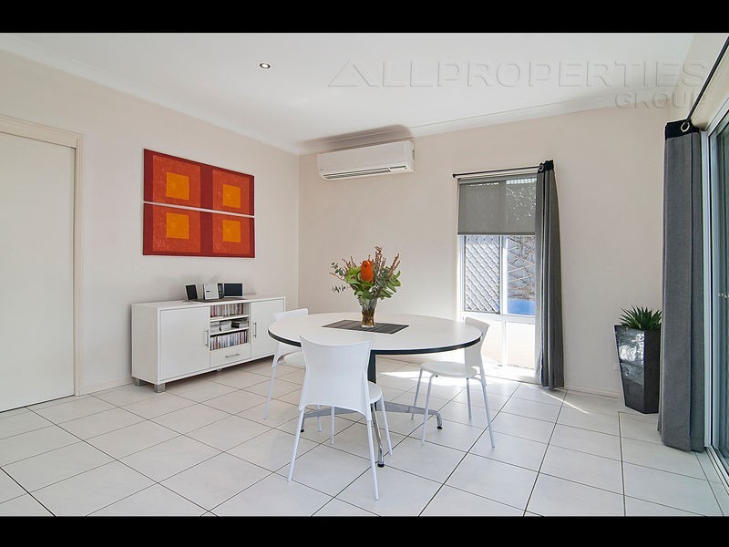 27 Glengyle Place, Forest Lake QLD 4078