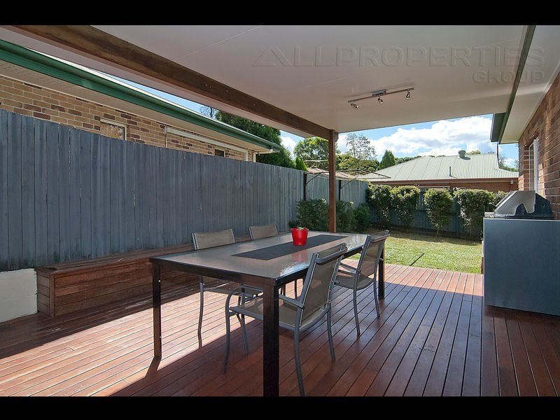 27 Glengyle Place, Forest Lake QLD 4078