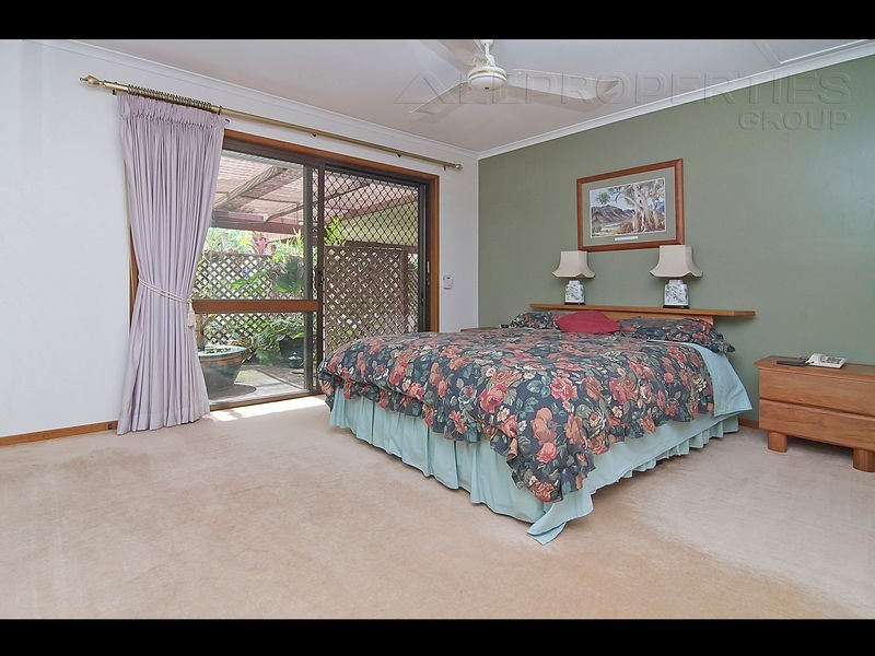 15 Allanadale Ct, Forestdale QLD 4118