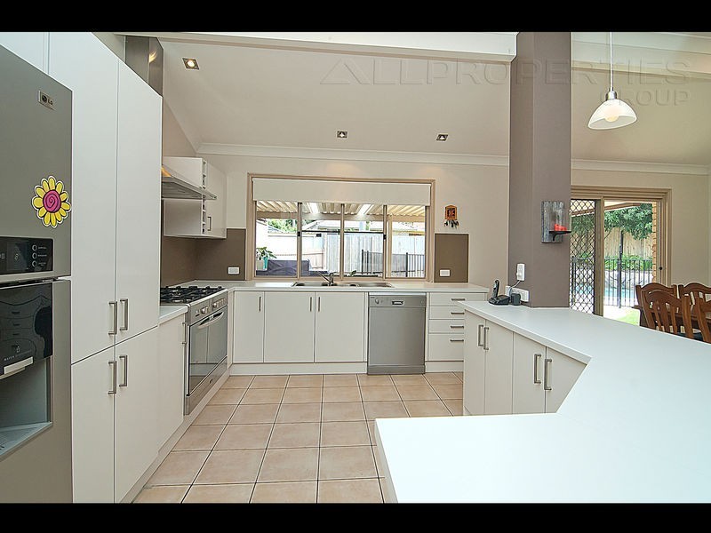 51 Settlers circuit, Forest Lake QLD 4078