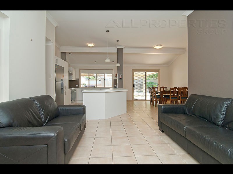 51 Settlers circuit, Forest Lake QLD 4078
